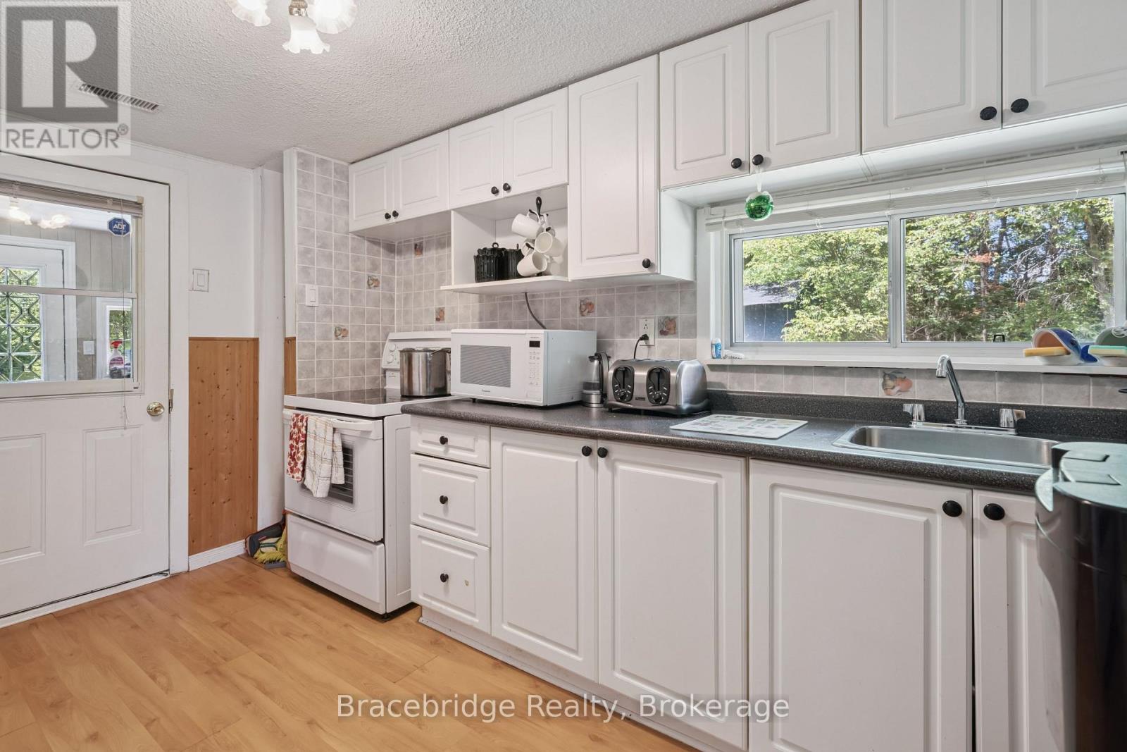 1100 Colony Road, Bracebridge, Ontario  P1L 1X3 - Photo 19 - X13609698