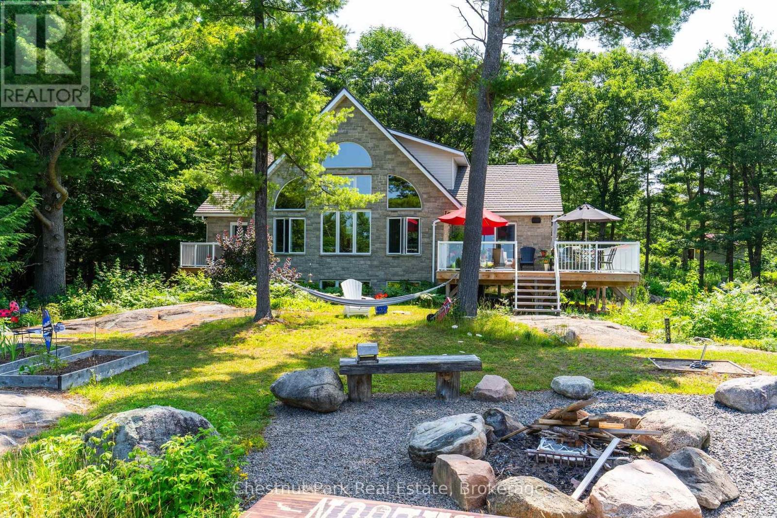2488 Falkenburg Road, Muskoka Lakes, Ontario P0B 1J0 - Photo 1 - X13610798