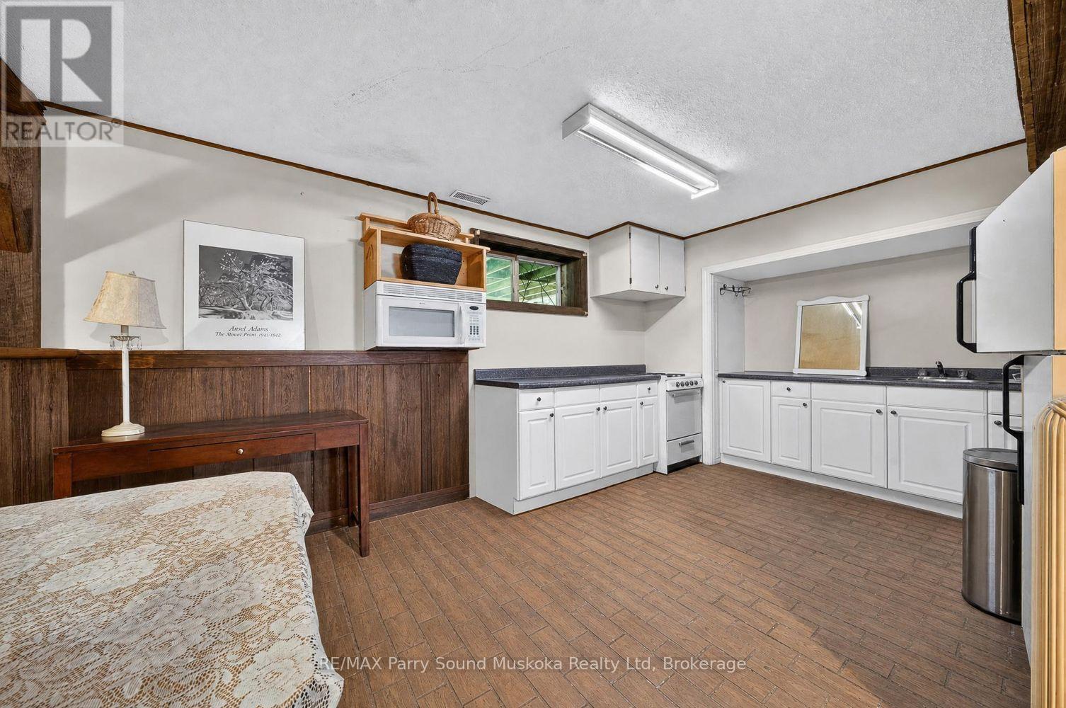1011 Orange Lodge Road, Muskoka Lakes, Ontario  P0C 1H0 - Photo 23 - X13612952