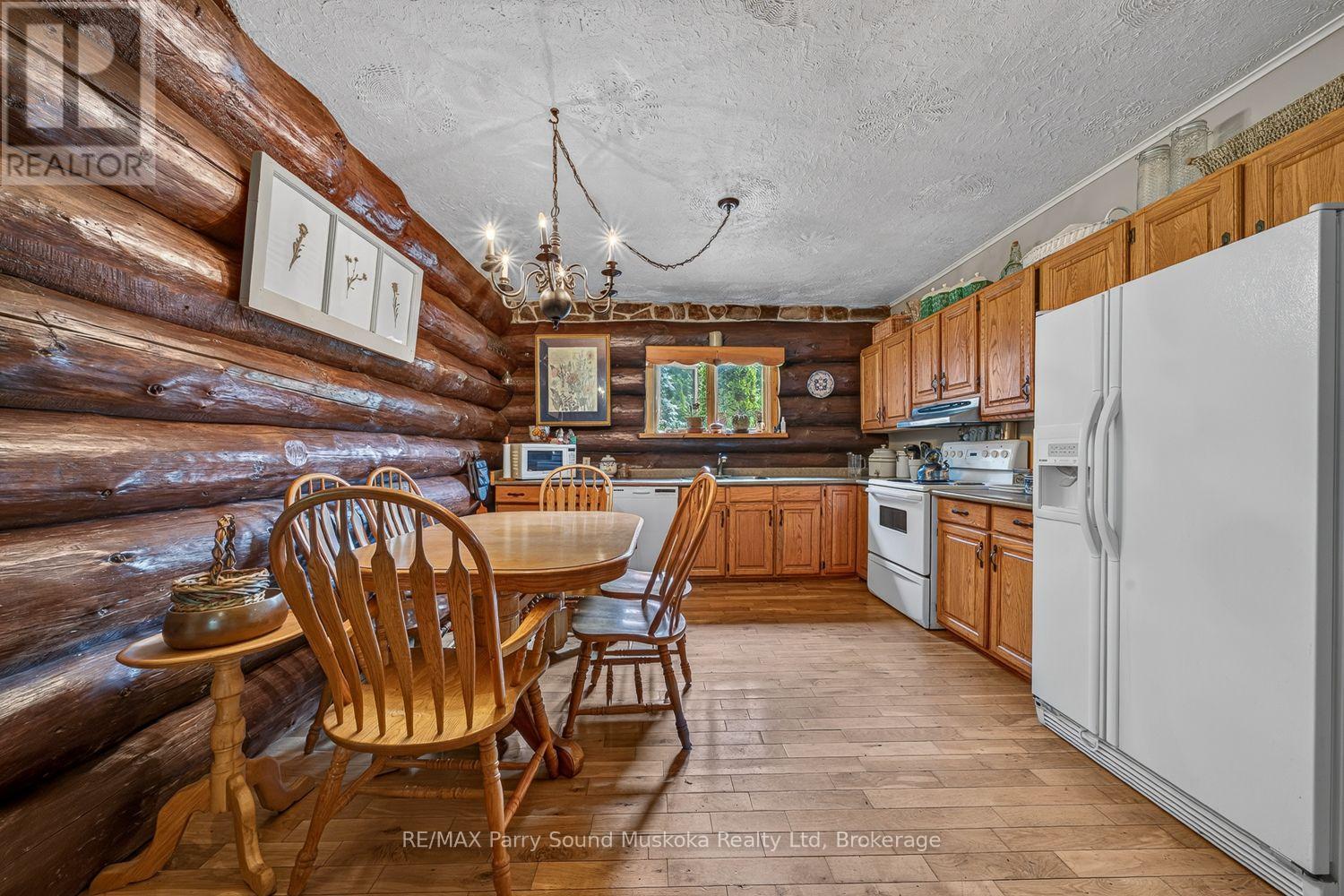1011 Orange Lodge Road, Muskoka Lakes, Ontario  P0C 1H0 - Photo 9 - X13612952