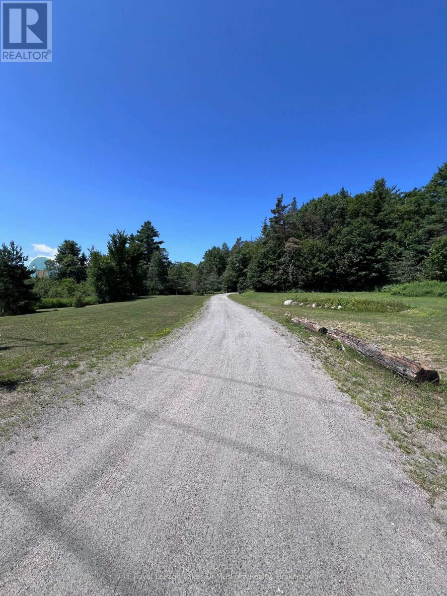 1096 Raymond Road, Muskoka Lakes, Ontario P0B 1M0 - Photo 4 - X13615212
