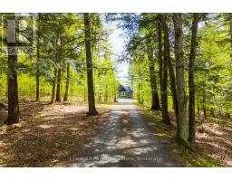 <div class="price">$1,549,000</div> 30 Stephen Road, Muskoka Lakes<br><div style="margin-bottom:8px;"><small>Chestnut Park Real Estate</small></div><div class='bed_bath'>4 Bed | 5 Bath</div>