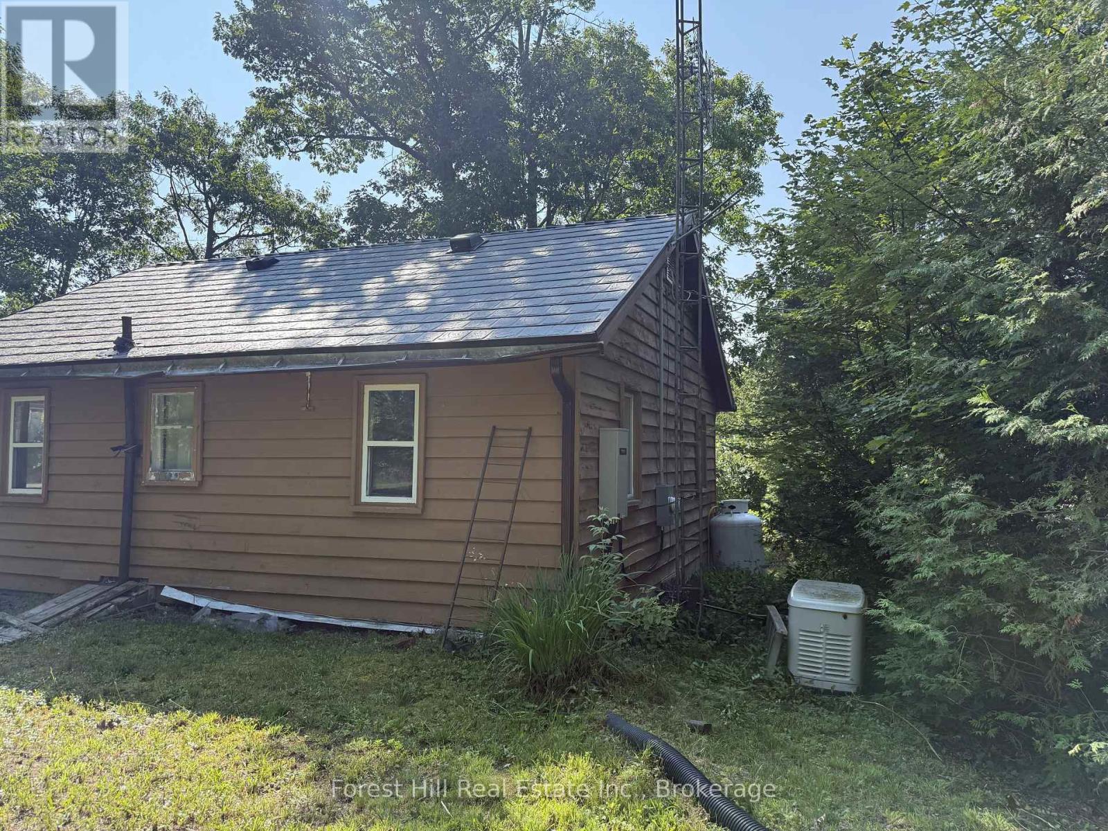 1033 Grey Street, Muskoka Lakes, Ontario  P0C 1A0 - Photo 10 - X13615888