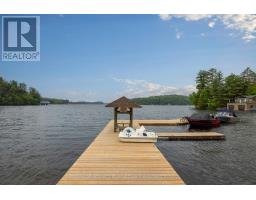 <div class="price">$995,000</div> 12 - 3998 Highway 141, Muskoka Lakes<br><div style="margin-bottom:8px;"><small>Royal LePage Lakes Of Muskoka - Clarke Muskoka Realty</small></div><div class='bed_bath'>3 Bed | 2 Bath</div>