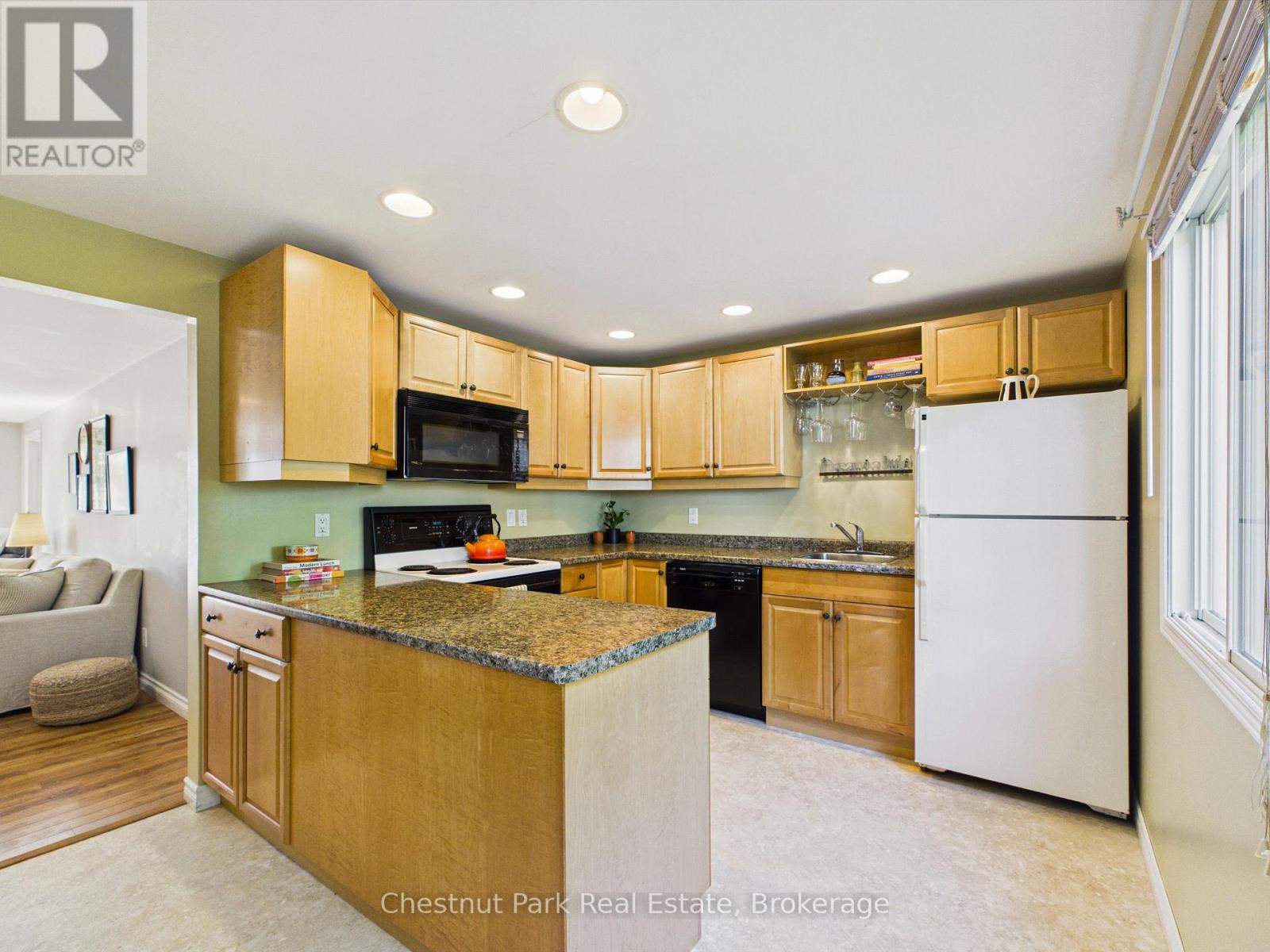 1014 Kelly Road, Lake Of Bays, Ontario  P0B 1A0 - Photo 3 - X13622180