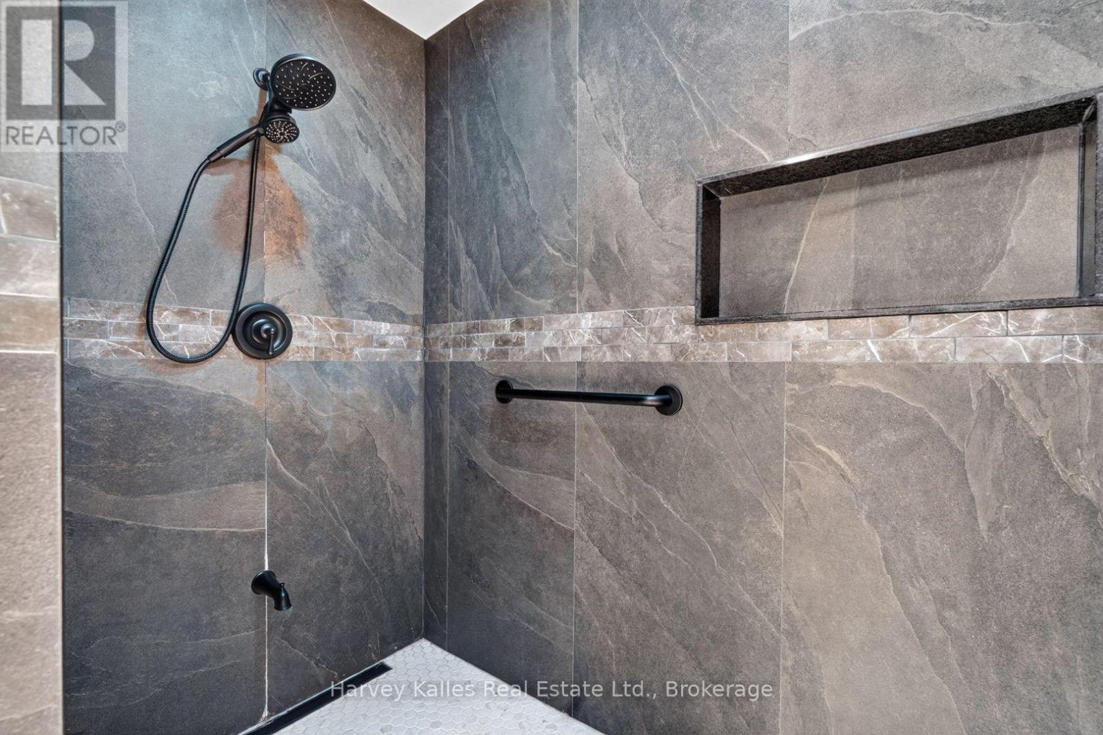 303 - 26 Deerhurst Golfview Drive, Huntsville, Ontario  P1H 1A9 - Photo 26 - X13626016