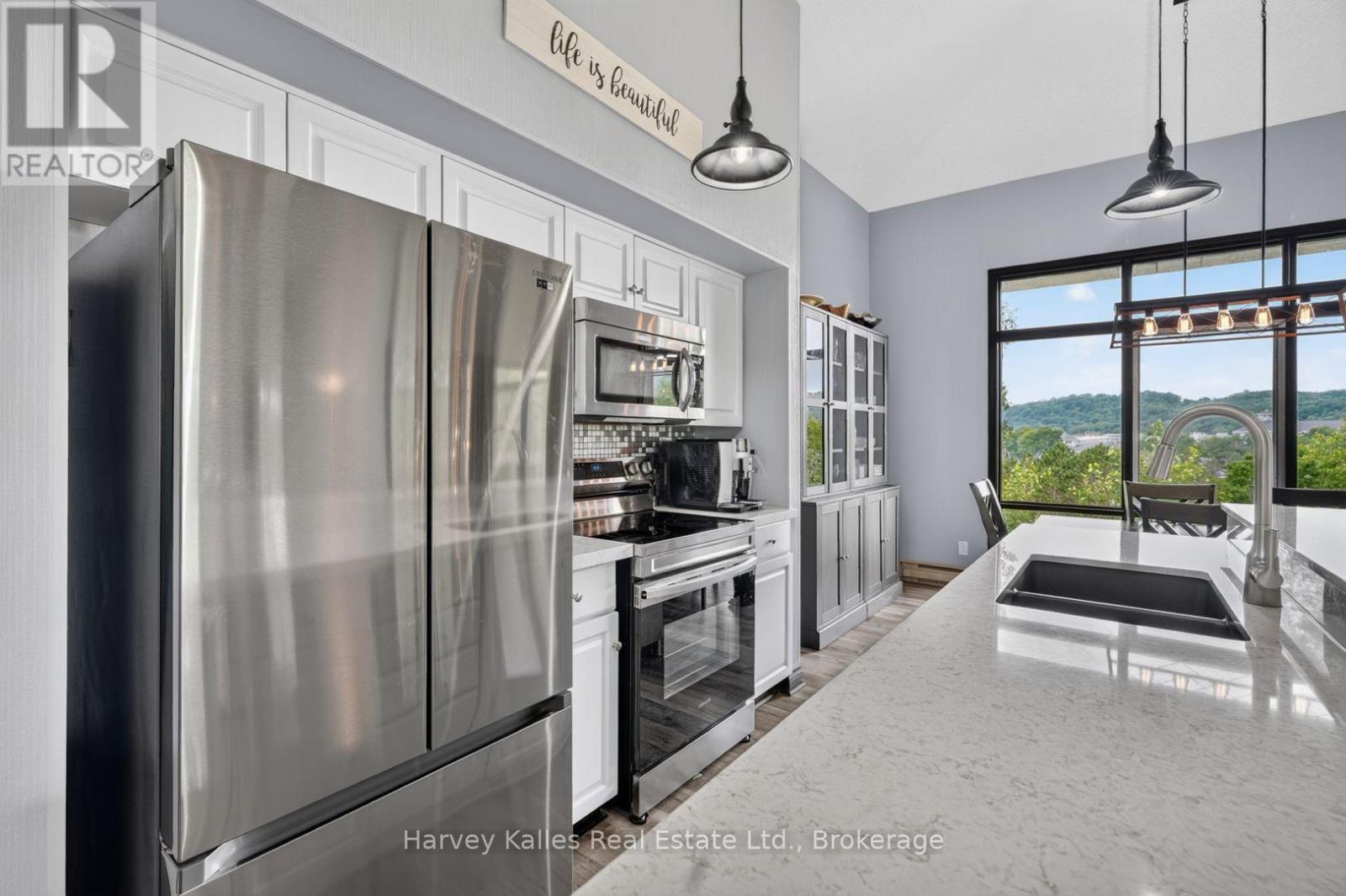 303 - 26 Deerhurst Golfview Drive, Huntsville, Ontario  P1H 1A9 - Photo 7 - X13626016
