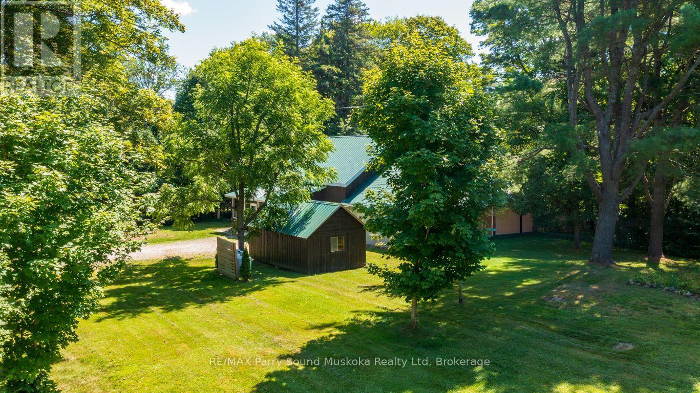 15 Victoria Street W, Seguin, Ontario P0C 1J0 - Photo 3 - X13626500