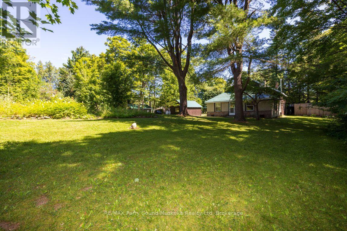 15 Victoria Street W, Seguin, Ontario P0C 1J0 - Photo 41 - X13626500