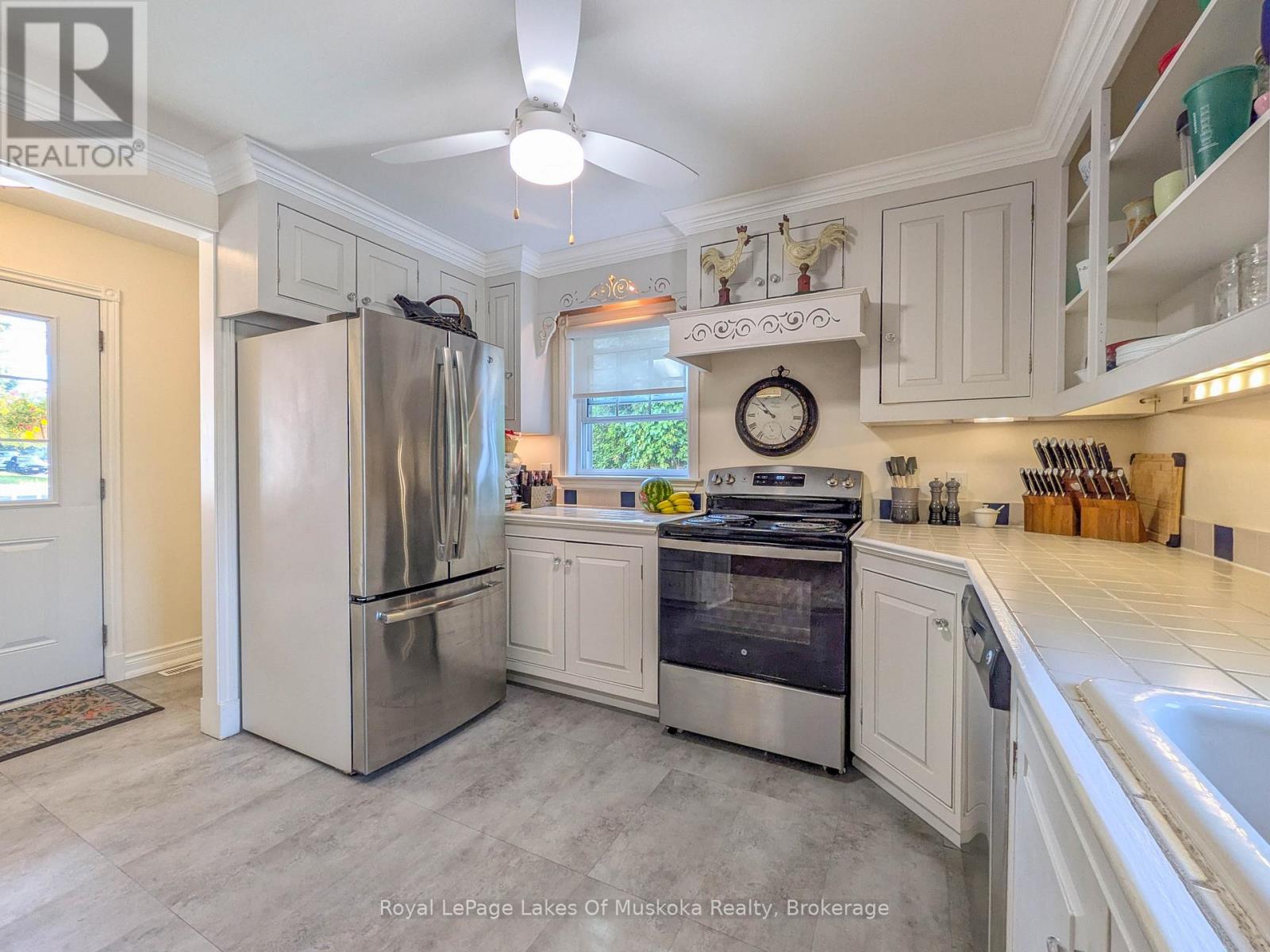 212 James Street, Bracebridge, Ontario  P1L 2B8 - Photo 11 - X13627566