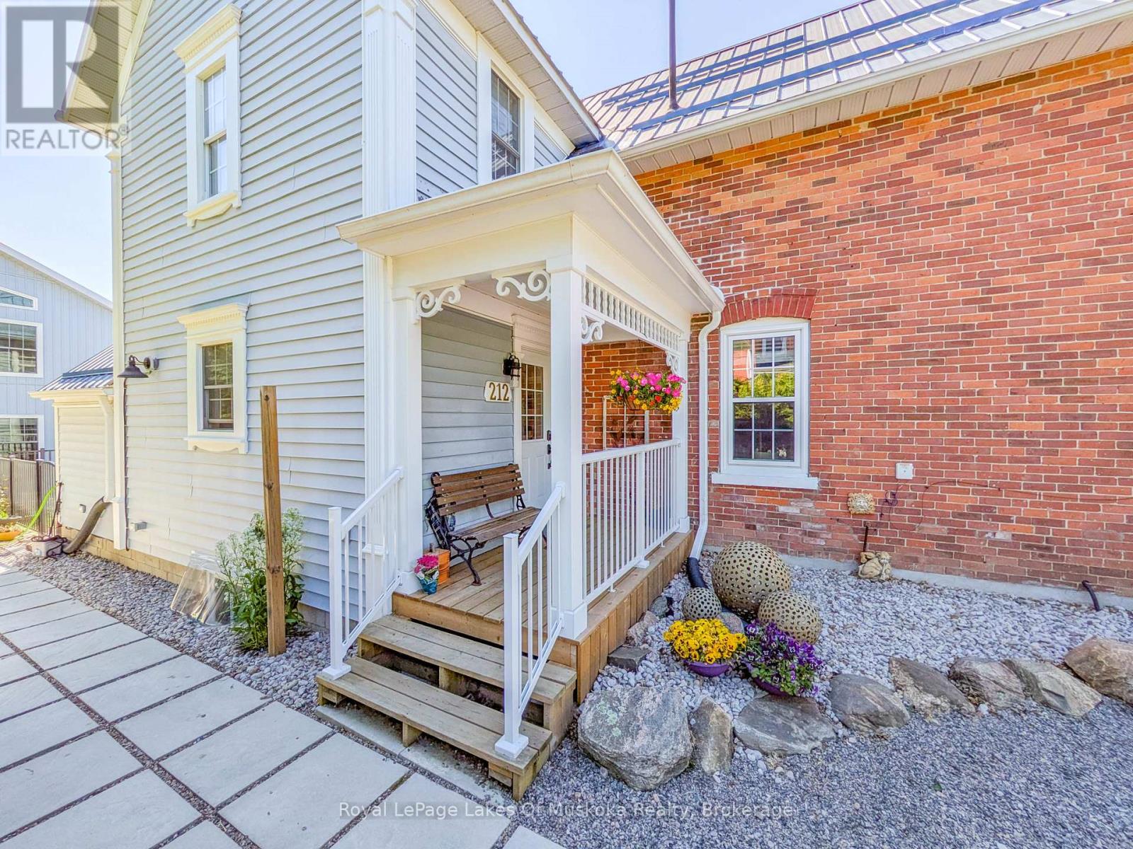 212 James Street, Bracebridge, Ontario  P1L 2B8 - Photo 9 - X13627566