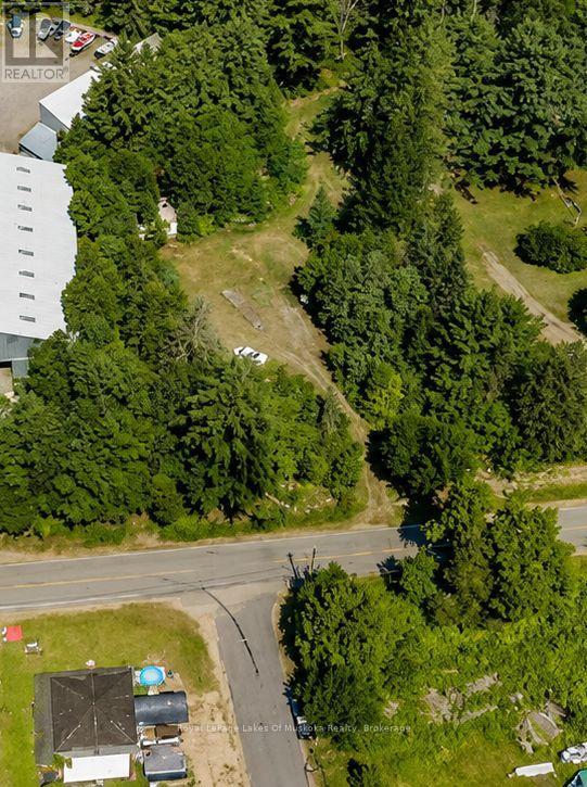 00 East Road, Lake Of Bays, Ontario  P0B 1A0 - Photo 1 - X13628606