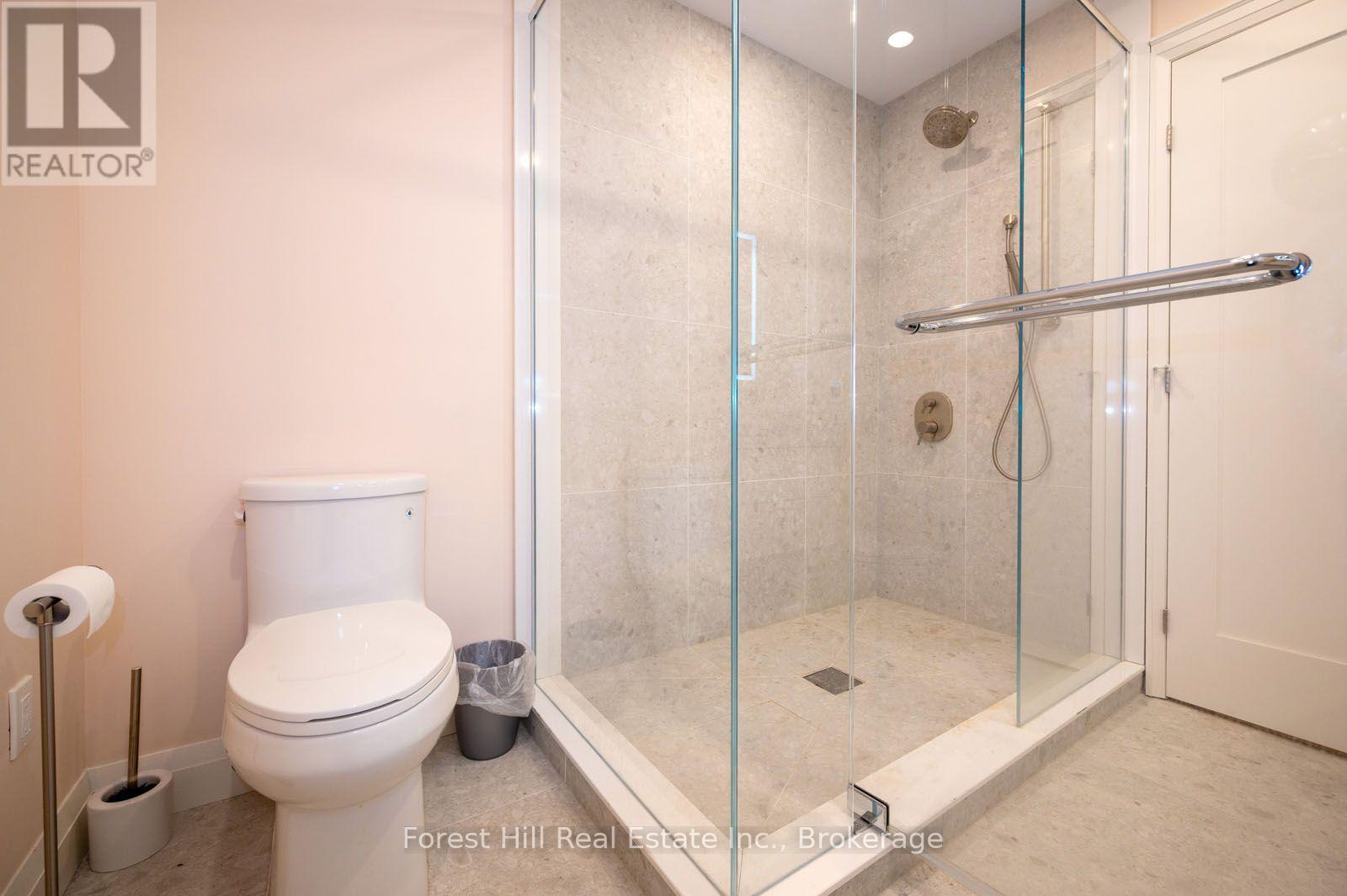 202 - 32 Brunel Road S, Huntsville, Ontario P1H 1P5 - Photo 21 - X13630342