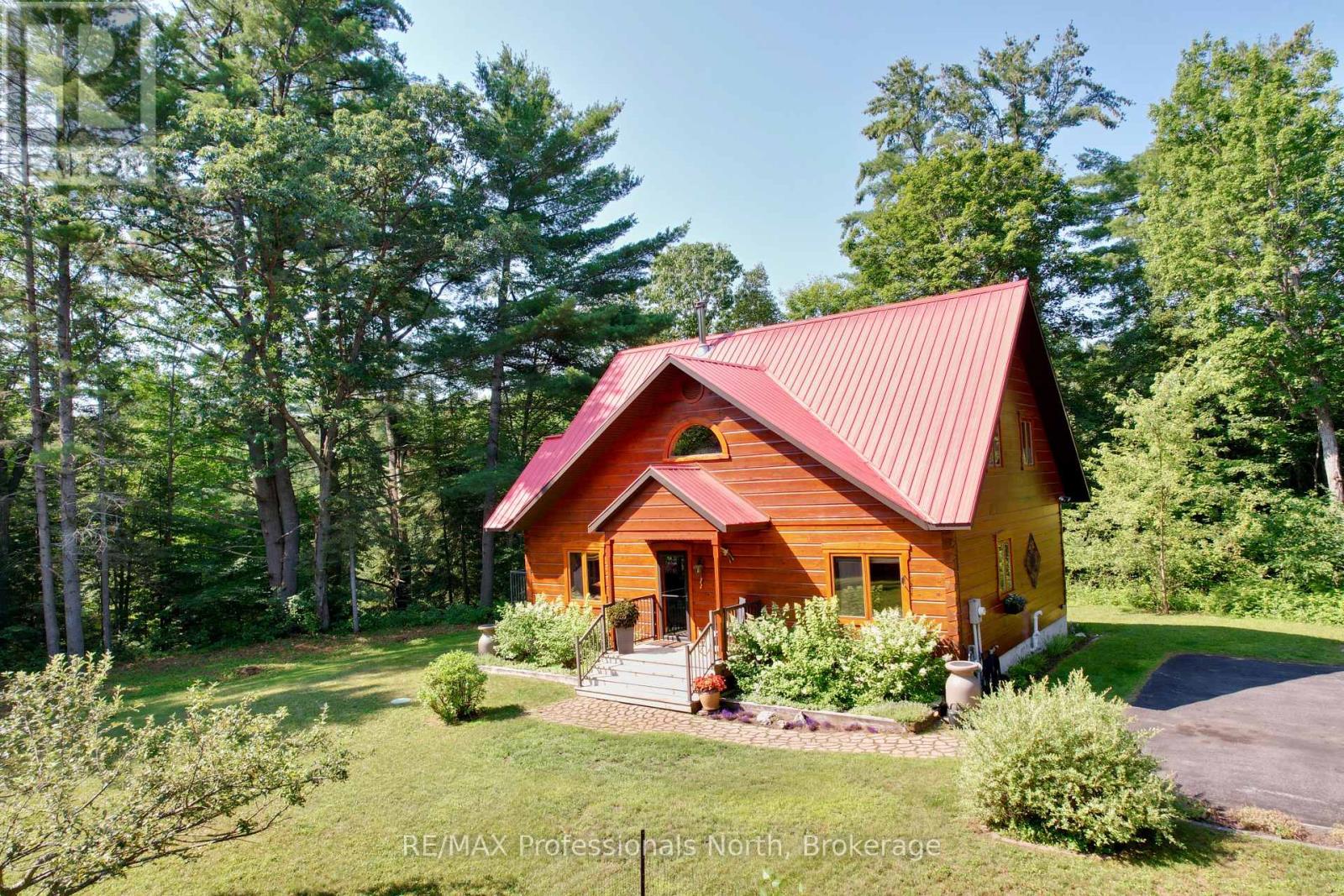 242 Deer Lake Road, Huntsville, Ontario P0B 1L0 - Photo 2 - X13638062