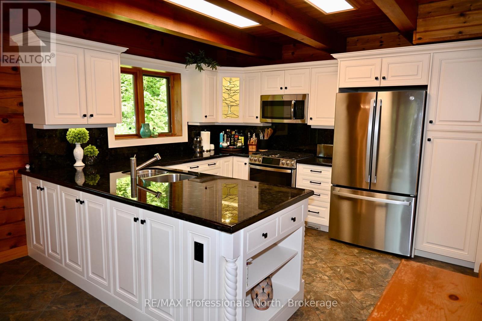242 Deer Lake Road, Huntsville, Ontario P0B 1L0 - Photo 20 - X13638062