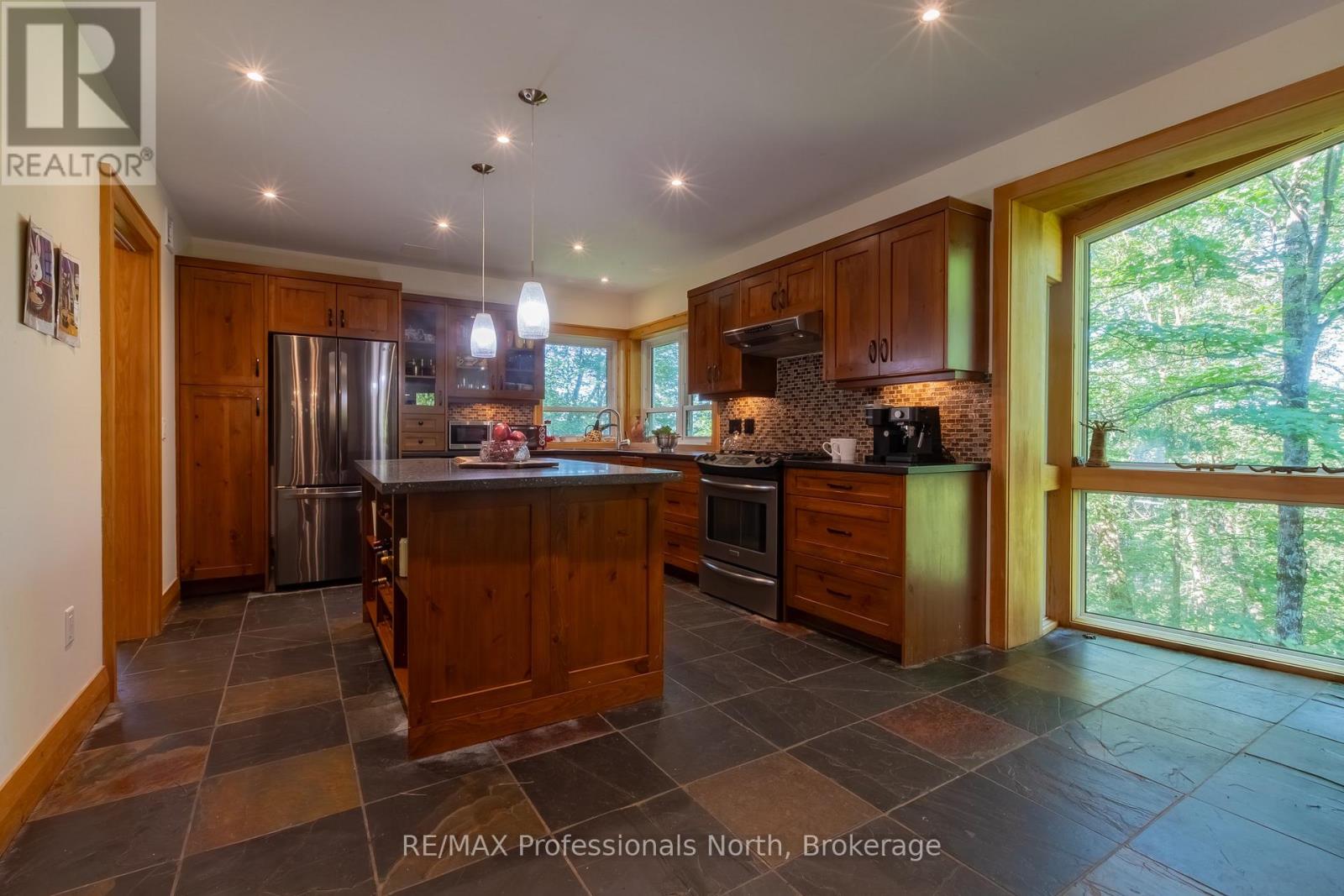 1756 Brunel Road, Huntsville, Ontario  P1H 2J3 - Photo 20 - X13641596