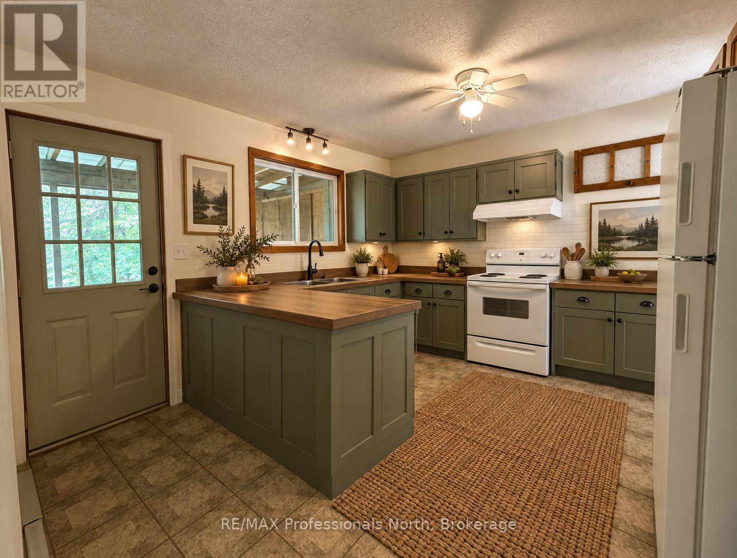 1125 Fairy Falls Road, Lake Of Bays, Ontario  P0B 1A0 - Photo 15 - X13641698