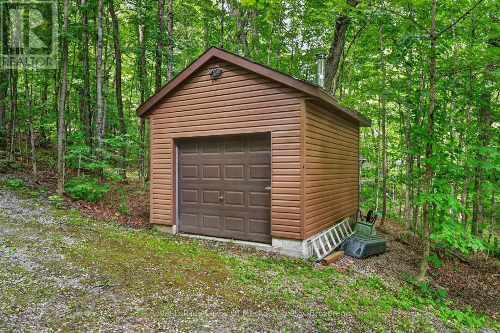 1008 Seven Dwarfs Crescent, Bracebridge, Ontario P1L 1X1 - Photo 37 - X13643864