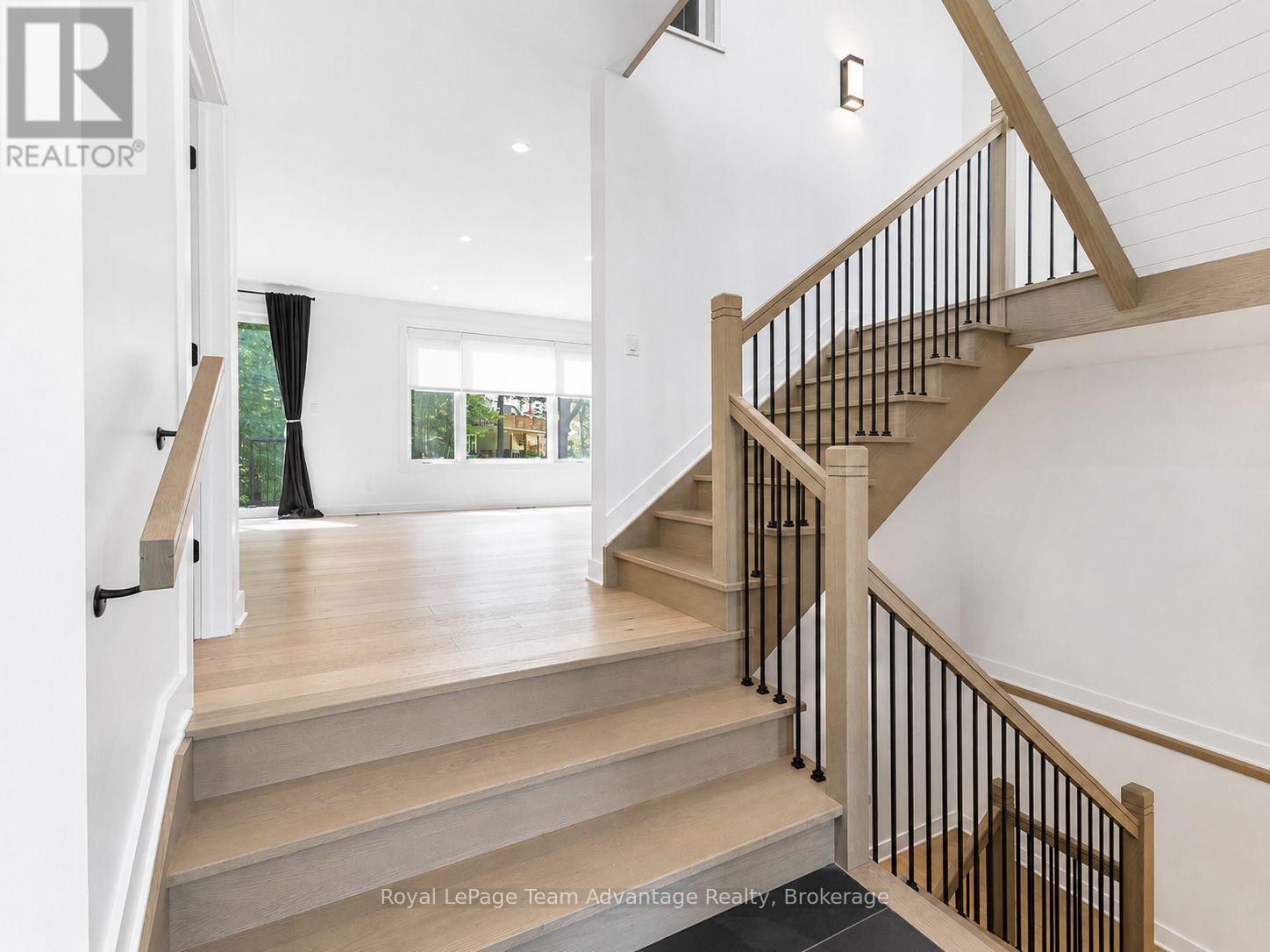 53 Dennis Drive, Parry Sound, Ontario P2A 0E4 - Photo 10 - X13644624