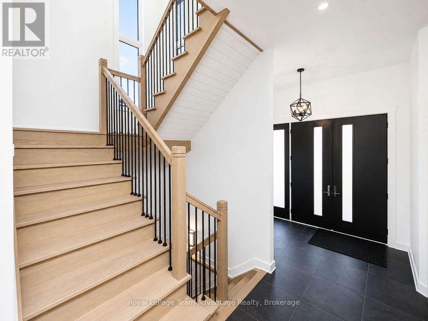53 Dennis Drive, Parry Sound, Ontario P2A 0E4 - Photo 9 - X13644624