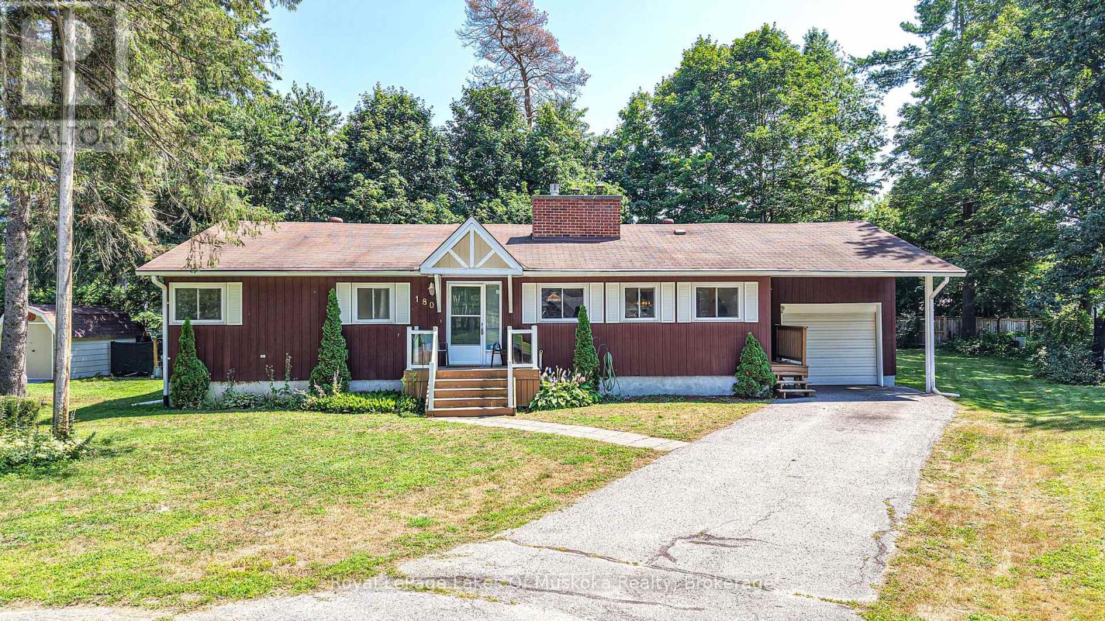 180 Lofty Pines Crescent, Gravenhurst, Ontario  P1P 1M6 - Photo 3 - X13645766