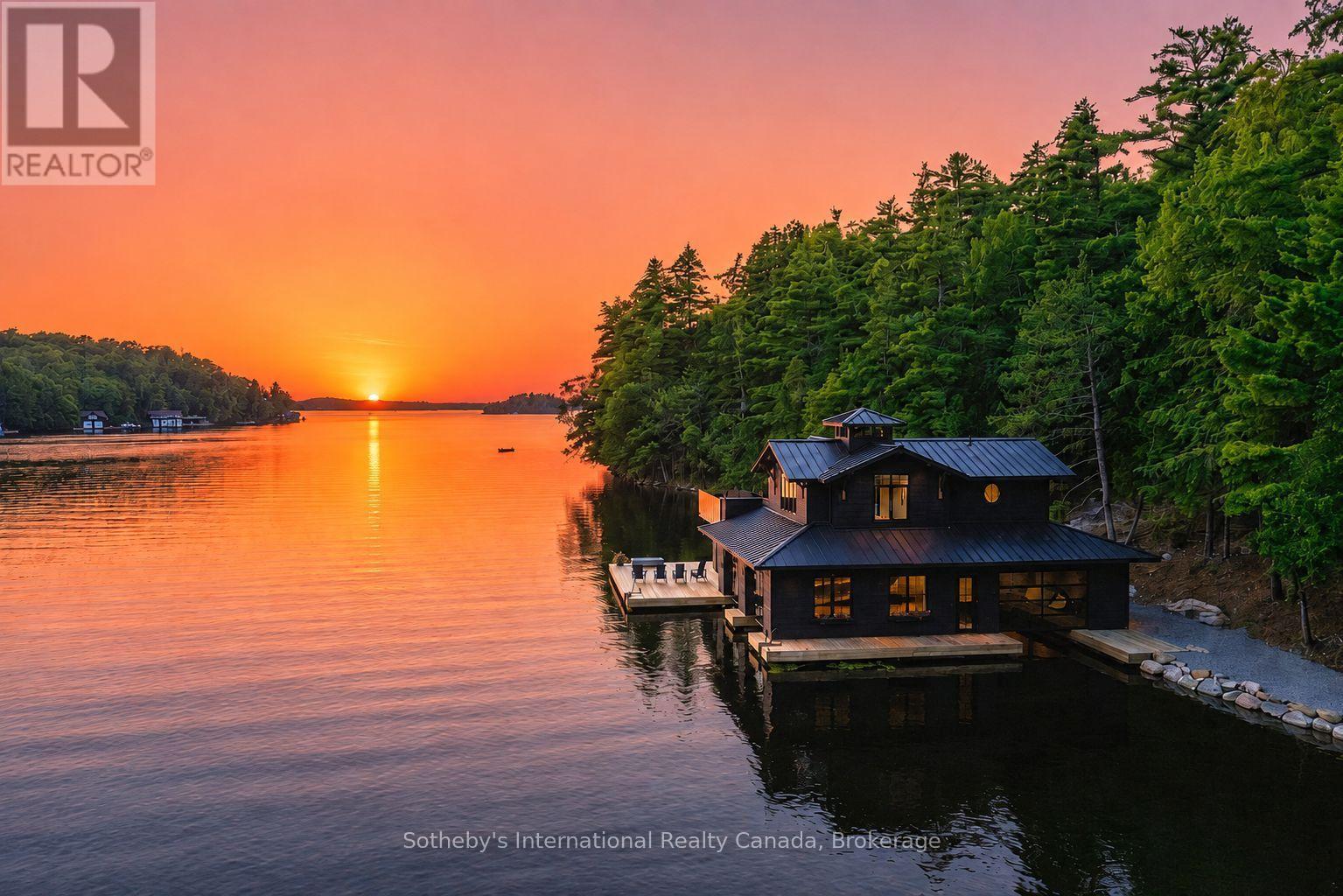 1097 Armstrong Point Road, Muskoka Lakes, Ontario  P0B 1J0 - Photo 1 - X13652584