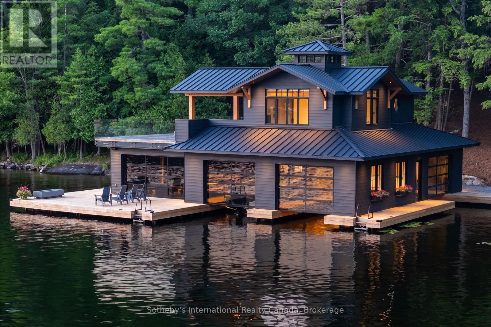 1097 Armstrong Point Road, Muskoka Lakes, Ontario  P0B 1J0 - Photo 3 - X13652584