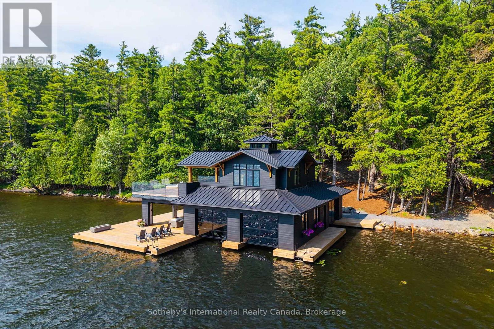 1097 Armstrong Point Road, Muskoka Lakes, Ontario  P0B 1J0 - Photo 4 - X13652584