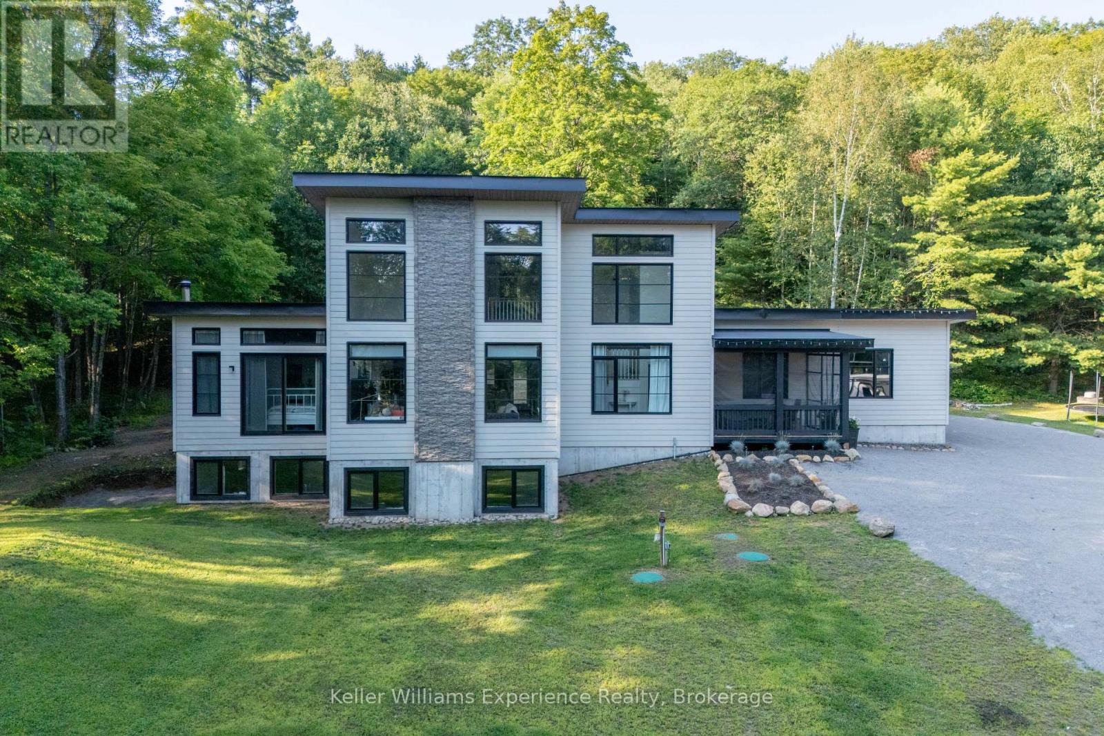 1739 Fraserburg Road, Bracebridge, Ontario  P1L 1X3 - Photo 1 - X13657306