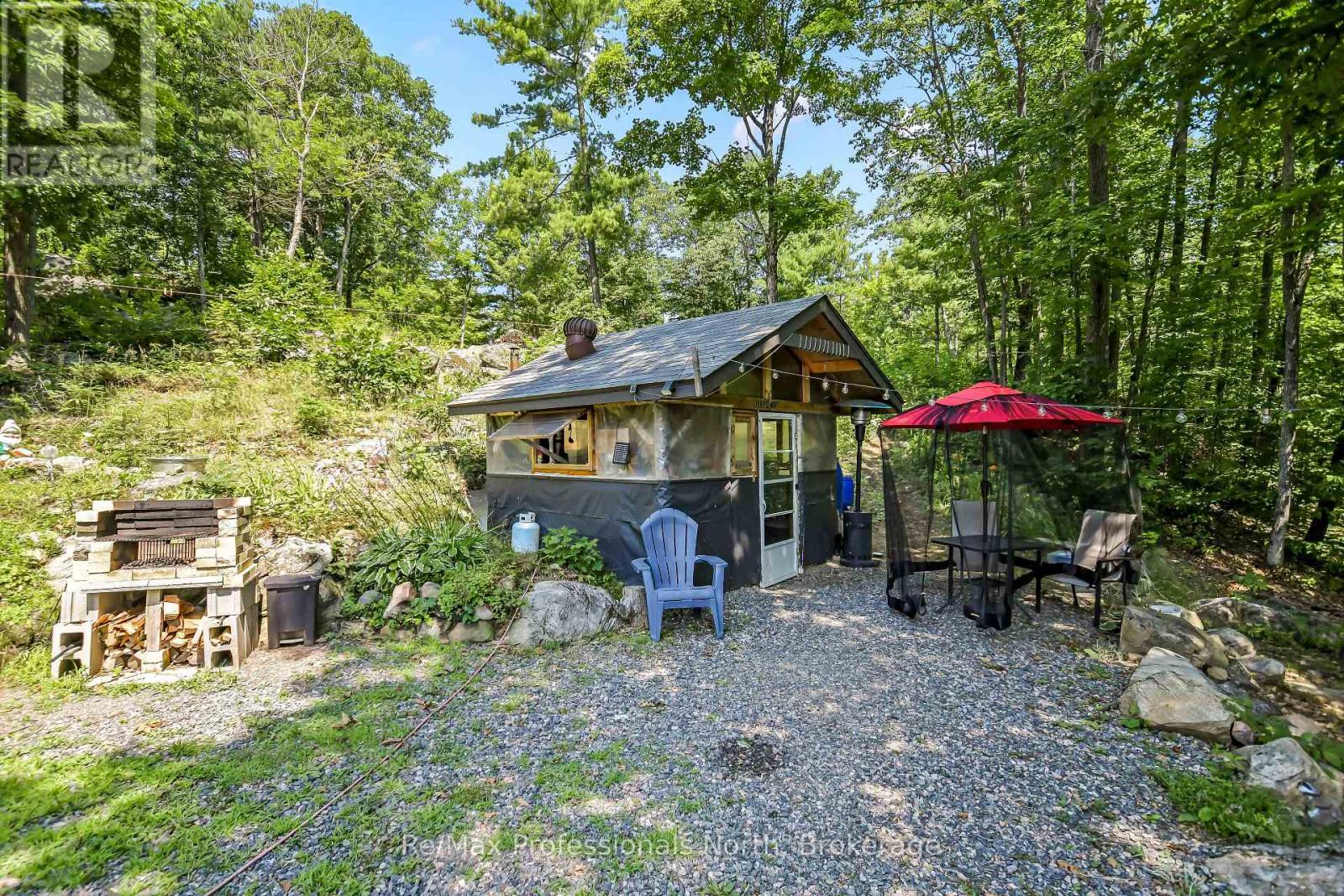 1017 Barlochan Road, Muskoka Lakes, Ontario  P1P 1R2 - Photo 10 - X13658296
