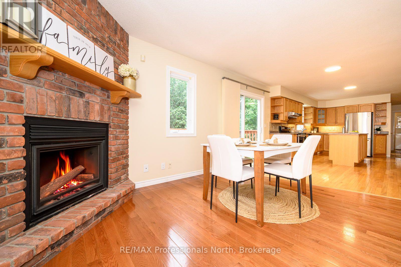 18 Heritage Crescent, Huntsville, Ontario  P1H 1S9 - Photo 8 - X13660306