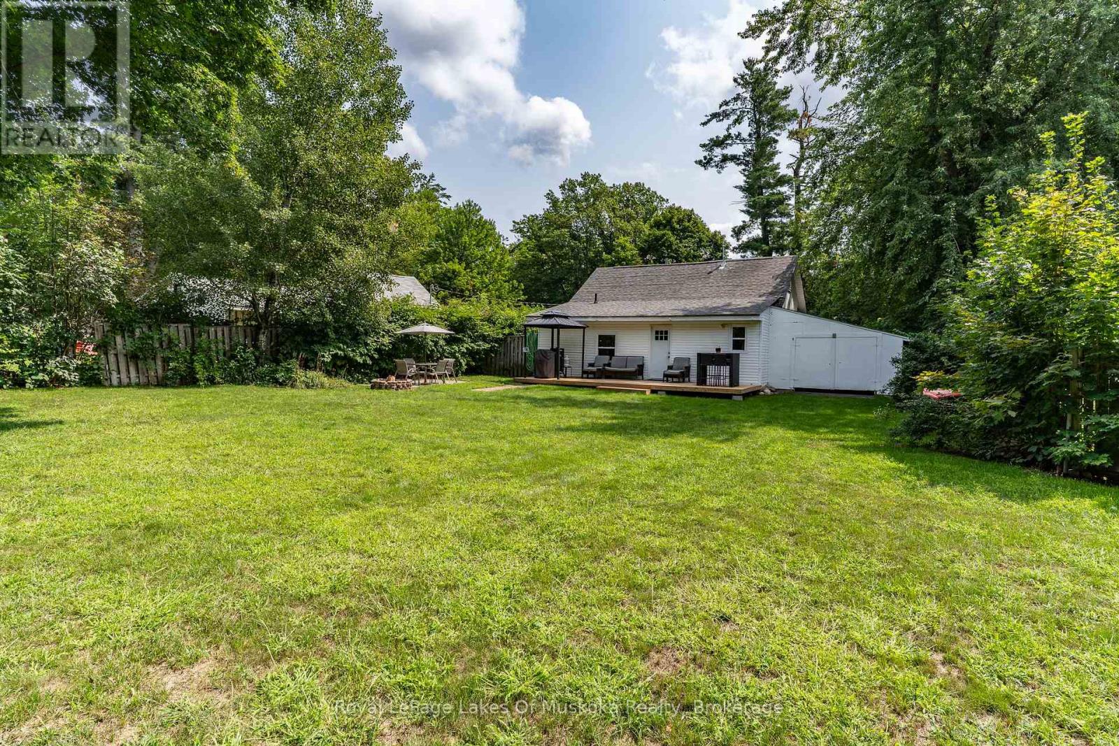 570 Pinedale Road, Gravenhurst, Ontario P1P 1M1 - Photo 12 - X13661040