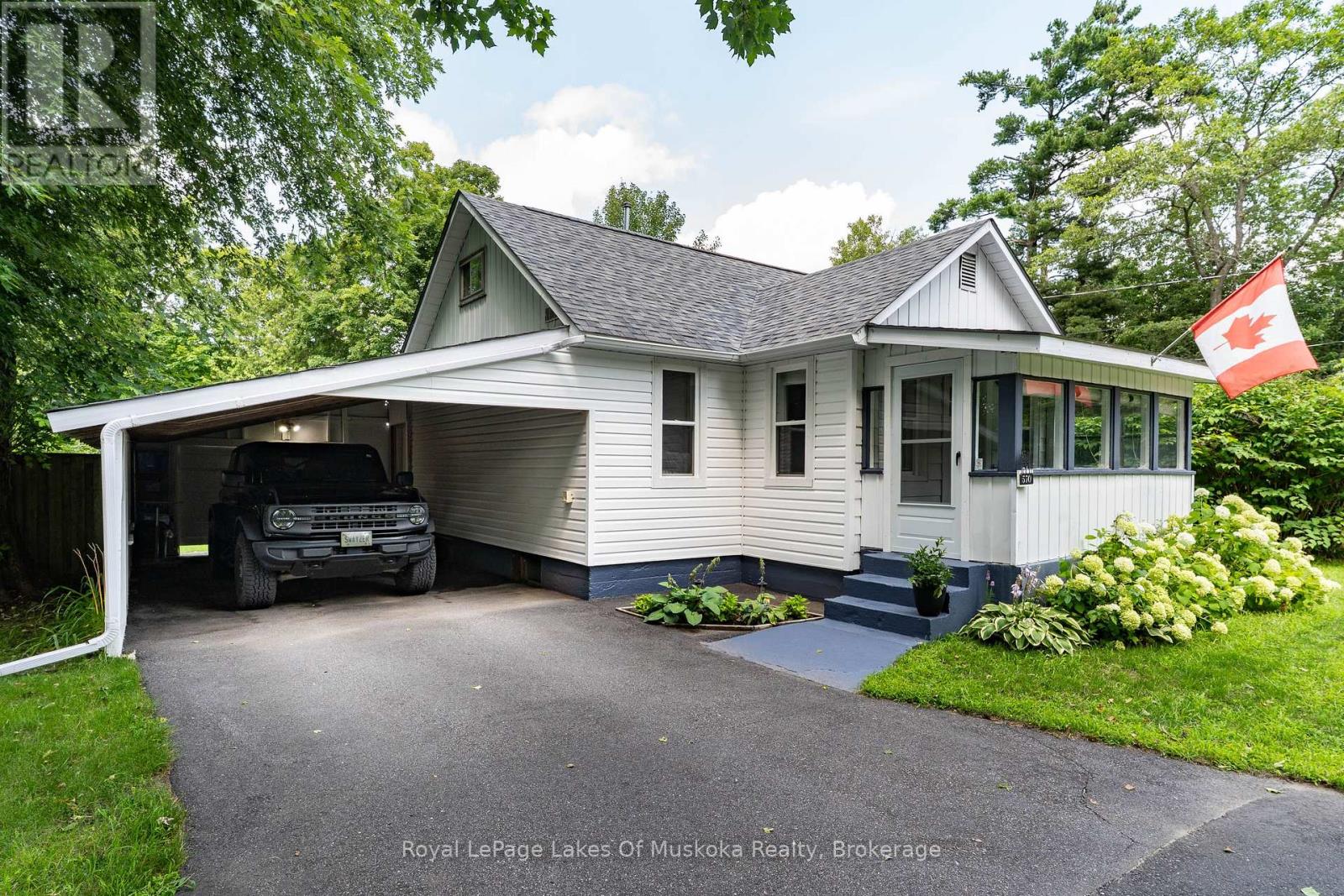 570 Pinedale Road, Gravenhurst, Ontario P1P 1M1 - Photo 3 - X13661040