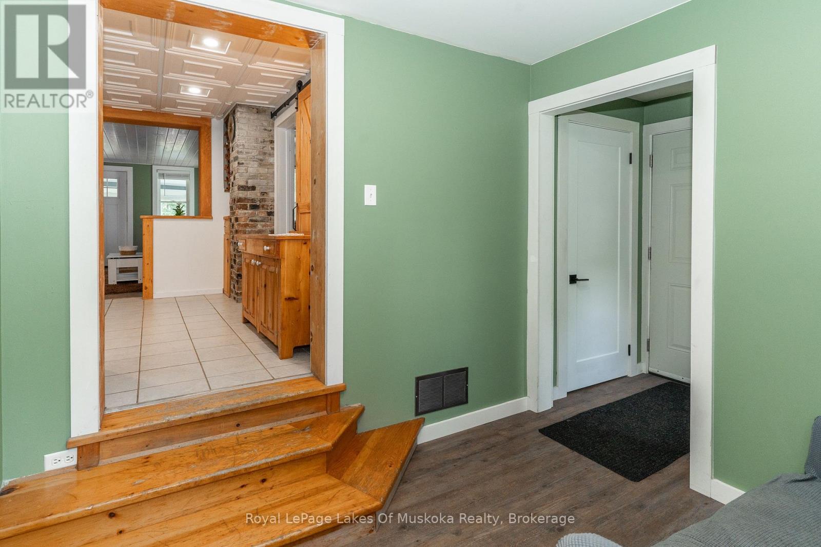 570 Pinedale Road, Gravenhurst, Ontario P1P 1M1 - Photo 37 - X13661040