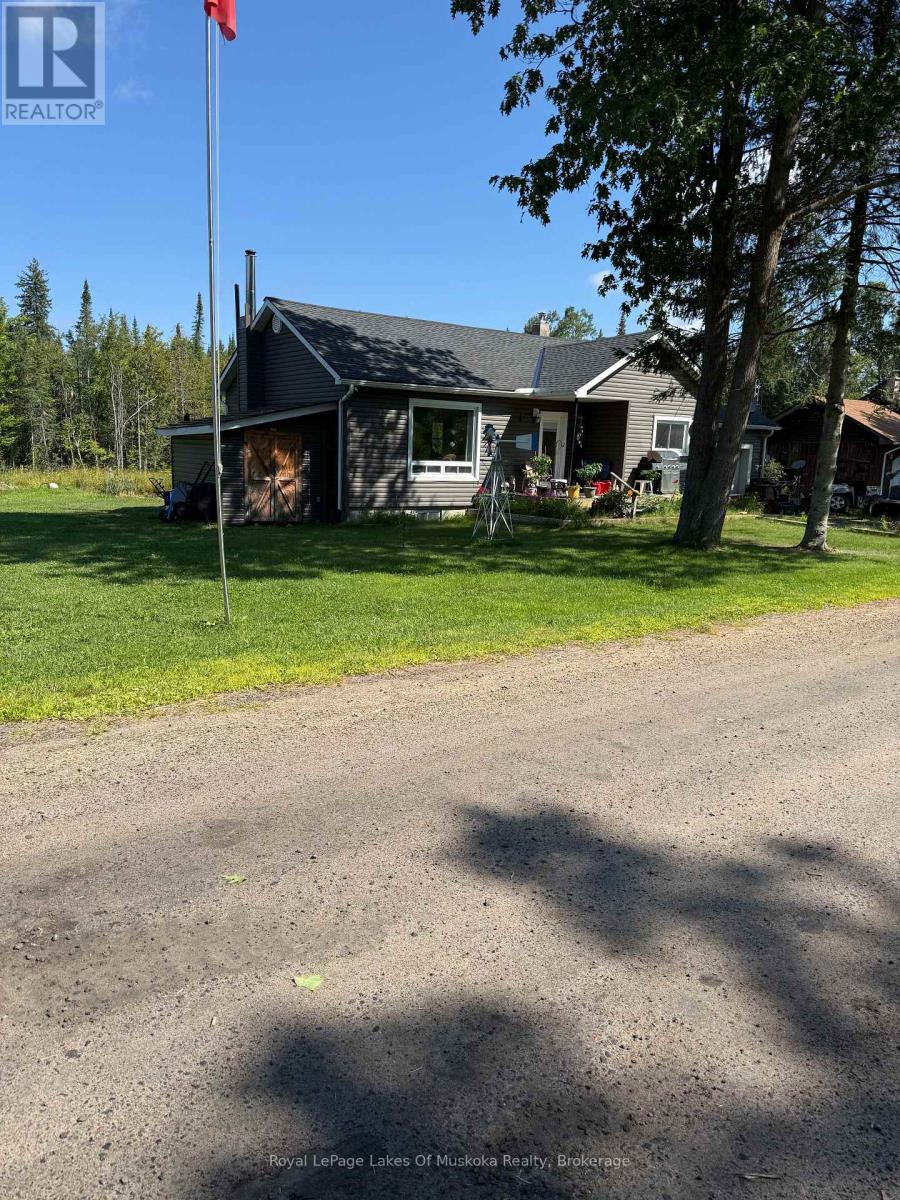 1014 Ben Lake Road East Road, Gravenhurst, Ontario P1P 1R3 - Photo 2 - X13677988