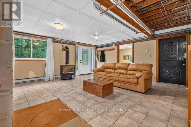 1039 South Waseosa Lake Road, Huntsville, Ontario  P1H 2N5 - Photo 22 - X13679692