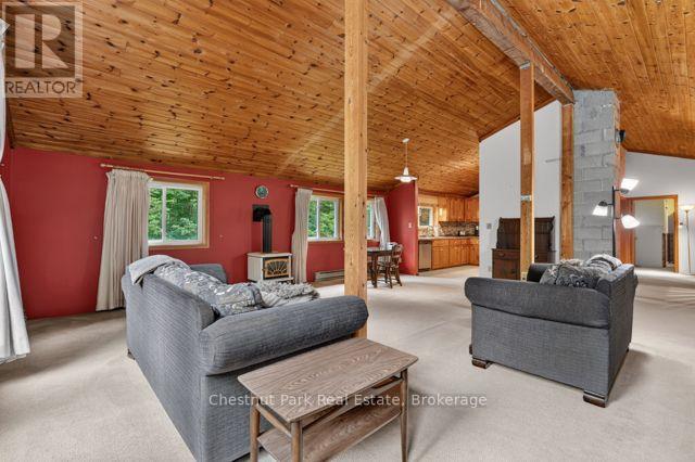 1039 South Waseosa Lake Road, Huntsville, Ontario  P1H 2N5 - Photo 8 - X13679692