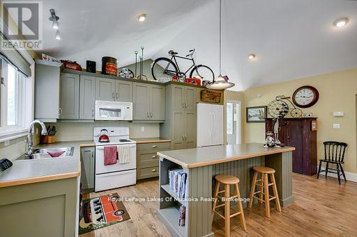 230 Ecclestone Drive, Bracebridge, Ontario  P1L 1G4 - Photo 25 - X13679798