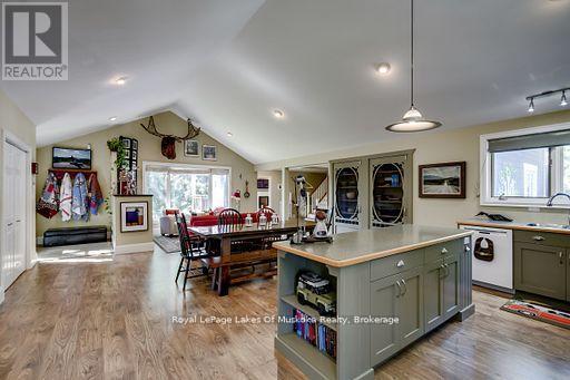 230 Ecclestone Drive, Bracebridge, Ontario  P1L 1G4 - Photo 28 - X13679798
