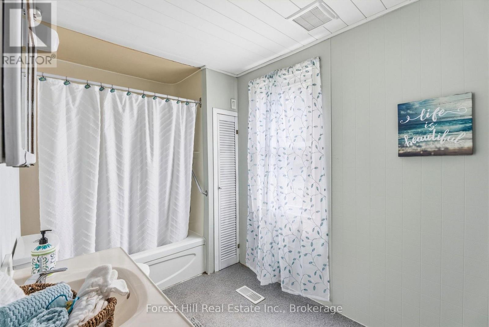 9 Spruce Glen Road, Huntsville, Ontario  P1H 1C9 - Photo 12 - X13680216