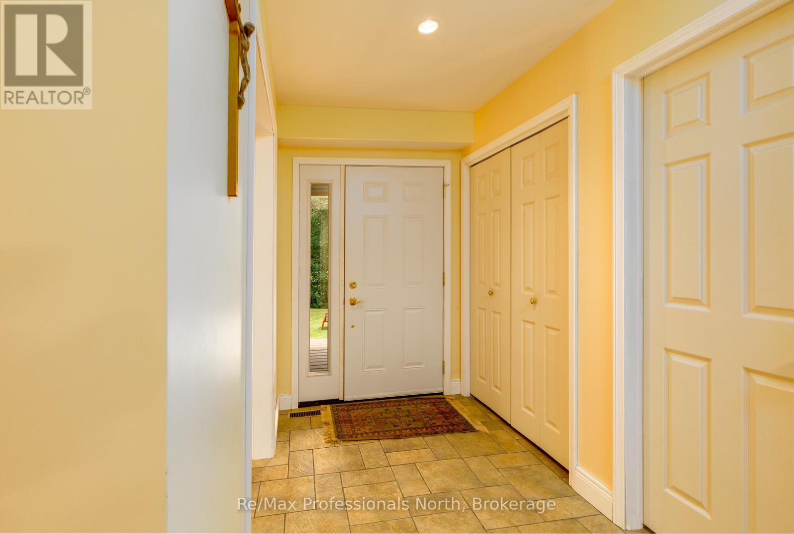 1003 Heron Lane, Gravenhurst, Ontario  P0E 1G0 - Photo 12 - X13681252