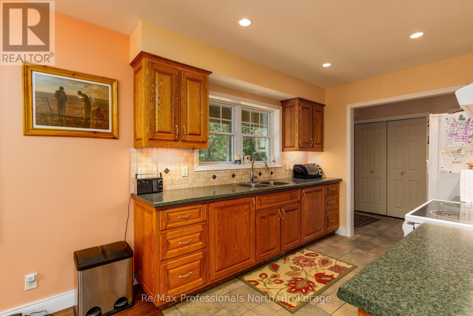 1003 Heron Lane, Gravenhurst, Ontario  P0E 1G0 - Photo 13 - X13681252