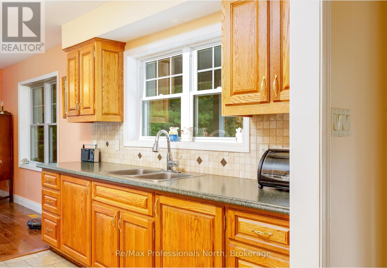 1003 Heron Lane, Gravenhurst, Ontario  P0E 1G0 - Photo 15 - X13681252