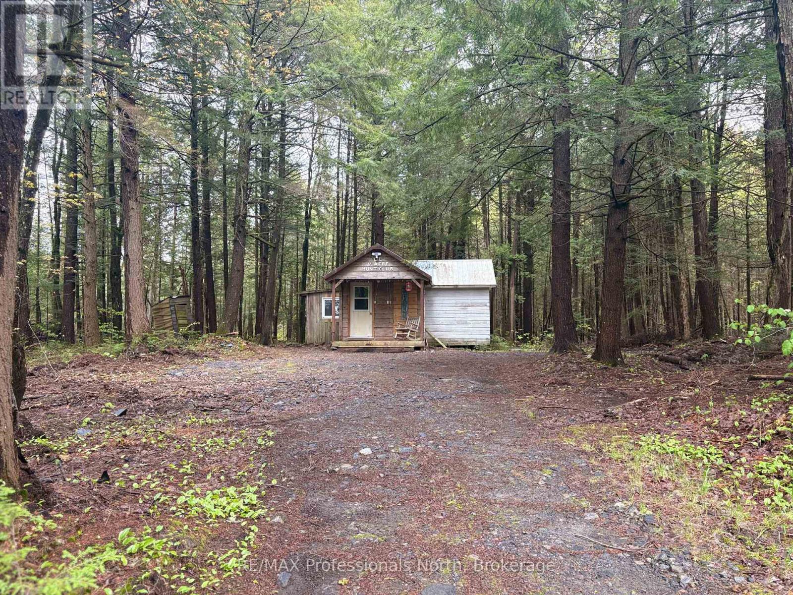 2315 Aspdin Road, Huntsville, Ontario P0B 1M0 - Photo 37 - X13683972