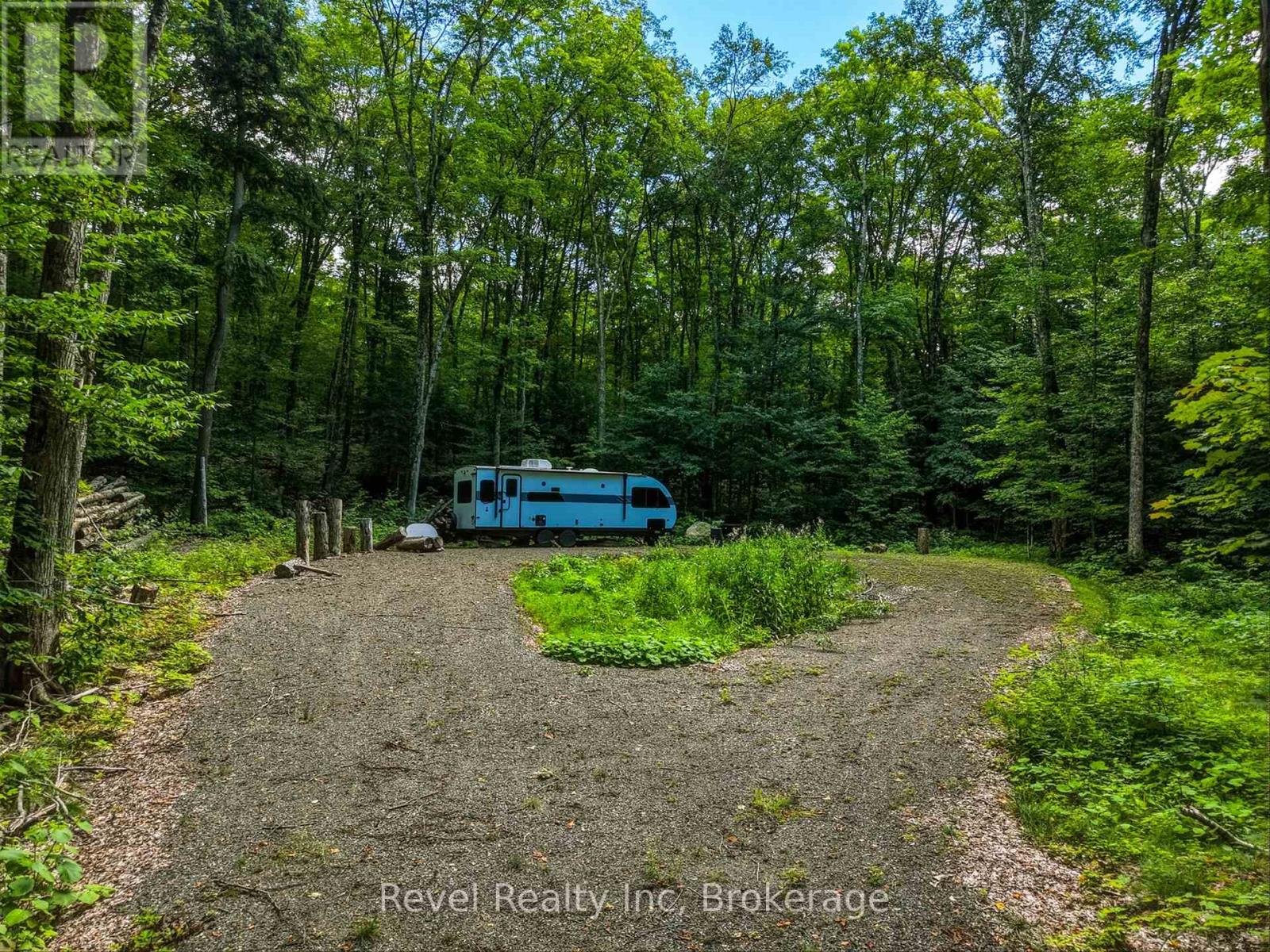 1054 Bird Lake Road, Bracebridge, Ontario P1L 1X1 - Photo 11 - X13684186