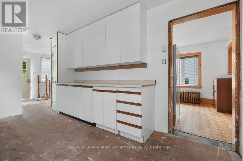 111 Gibson St Street, Parry Sound, Ontario  P2A 1X6 - Photo 10 - X13688376