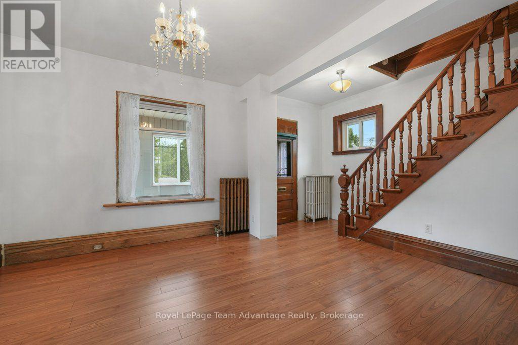 111 Gibson St Street, Parry Sound, Ontario  P2A 1X6 - Photo 15 - X13688376