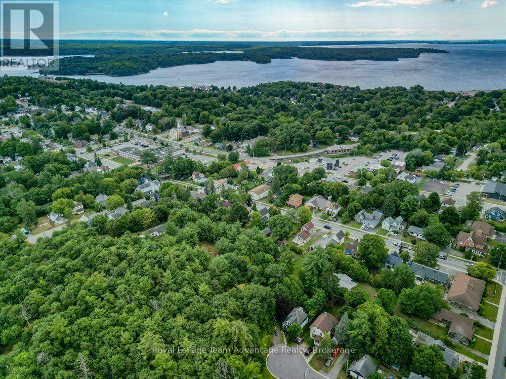 111 Gibson St Street, Parry Sound, Ontario  P2A 1X6 - Photo 36 - X13688376