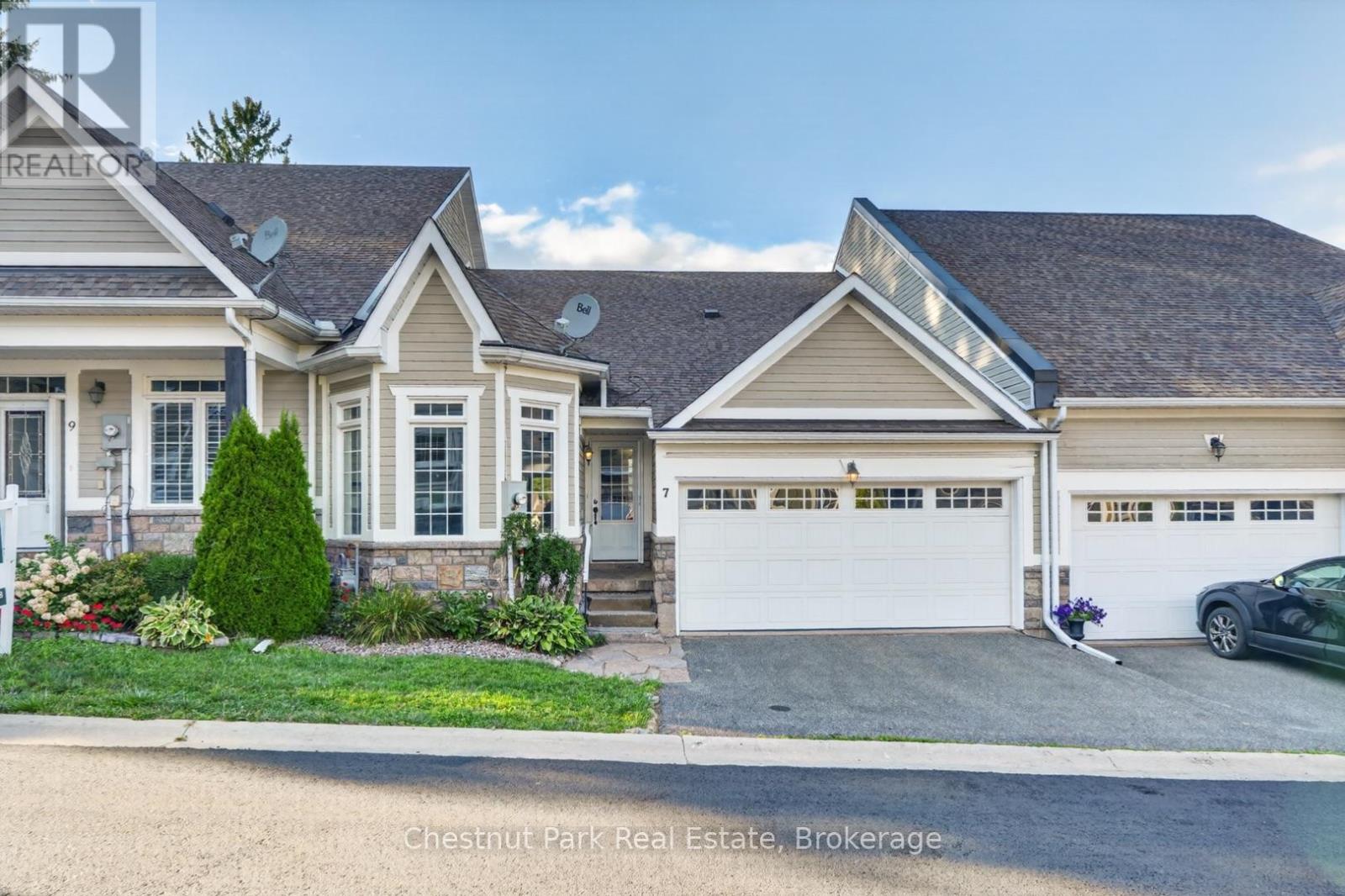 7 Stormont Court, Bracebridge, Ontario P1L 0B7 - Photo 2 - X13690176
