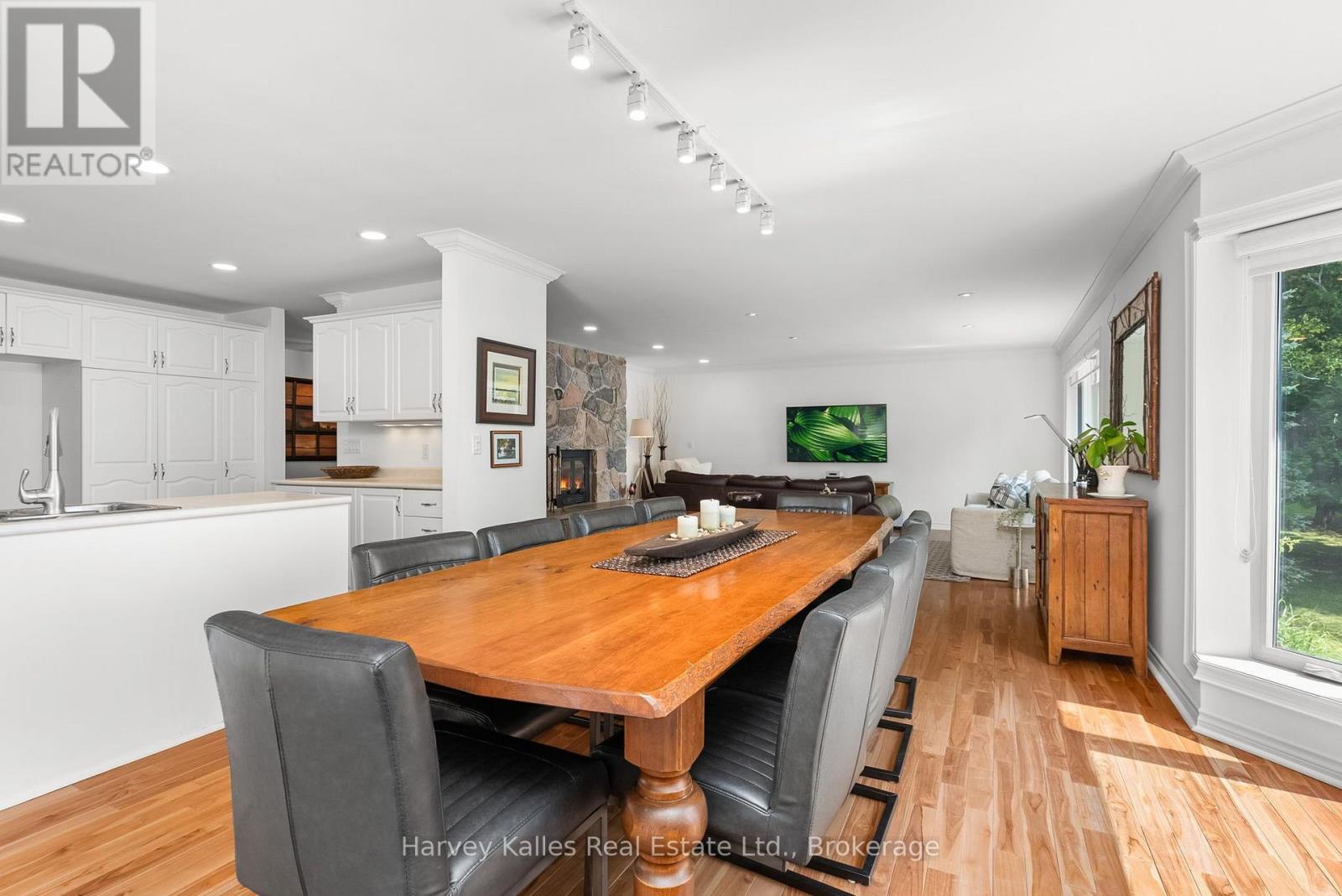 1061 Sawmill Lane, Lake Of Bays, Ontario  P1H 2J6 - Photo 14 - X13690968